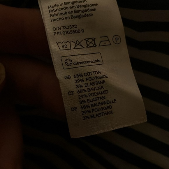 H & M Blue and White Striped Button-Up Shirt a classic size 10 cotton blend - Picture 7 of 8